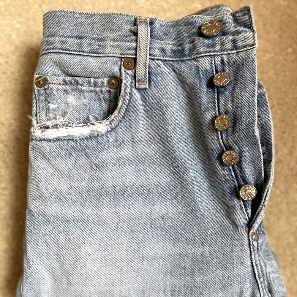 THE BEST JEANS